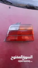  3 ضو خلفي يمين ل سيارة BMW E36 بحالة شبه الجديد بحالة الوكاله لا كسر ولا خدش الضو اصلي 100%