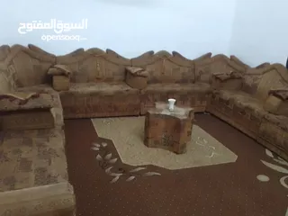  1 طقم خليجي كويس