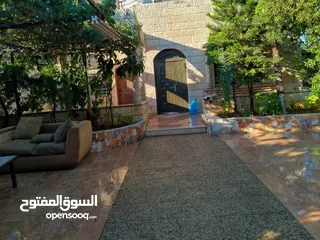  7 بيت مستقل للبيع بسعر مغري كاش من المالك مباشرة