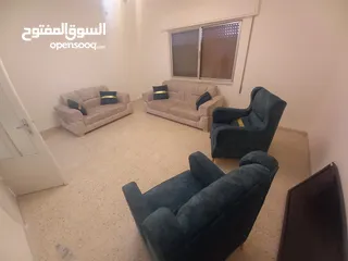  5 طقم كنب مستعمل بحالة الوكالة للبيع