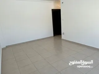  4 Unfurnished apartment to Rent  ( Property 40132 )-174787503