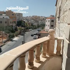  13 شقة  للبيع