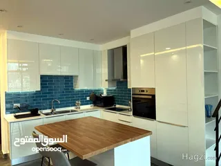  10 شقة للايجار في الويبده  ( Property 35628 ) سنوي فقط