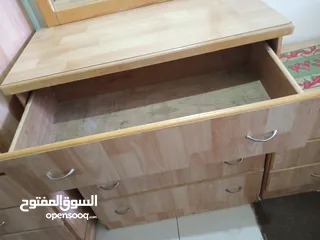  15 خزانة واسرّة للبيع