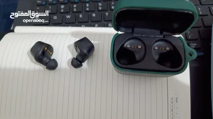  4 SENNHEISER AIRPODS