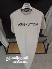  18 بلايز ماركات عالميه جديده ومواصفات جدا عاليه خامه ممتازه وبتجنن ما عليك غير انك تشتري وتجرب