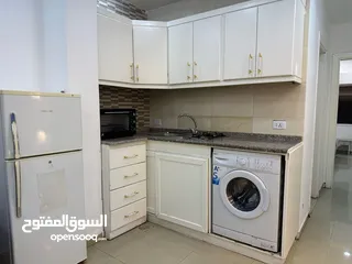  9 شقة مفروشة للايجار في الجاردنز سوبر ديلوكس 250