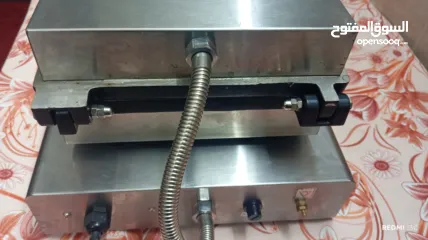  2 ماكينة فشافيش بالكرتونة استخدام شهر واحد فقط