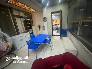  10 شقه اخير مع روف للبيع في خلدا دوار المعارف