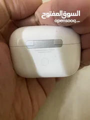  2 Airpods pro charging case