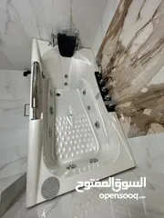  4 للبيع جاكوزي غازيني 67 ×90*170 سم بحالة ممتازة جدا وشبه جديدالرجاء التواصل واتس اب فقط .