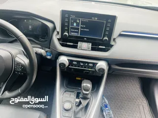  9 RAV4 للبيع 2022 بحالة الوكالة