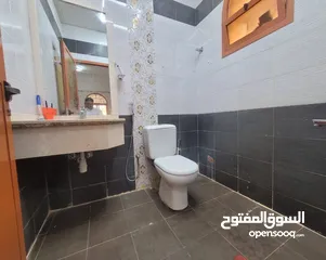  8 خدمات تنظيف احترافية في عجمان - عرض خاص! هل تبحث عن خدمات تنظيف موثوقة وعالية الجودة في عجمان؟