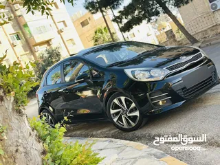  5 كيا ريو 2016 فل مع فتحه مميزه لون اسود نادر ومميز بالنضافه