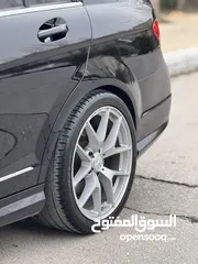  7 Mercedes C250 AMG