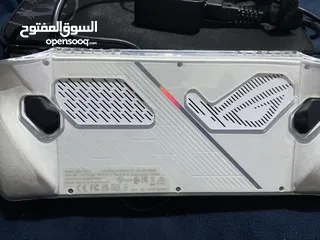  4 جهاز ASUS ROG Ally Z1 extreme 512 مع ضمان اس تي سي سنتين مر عليه فقط 3 شهور استخدام خفيف