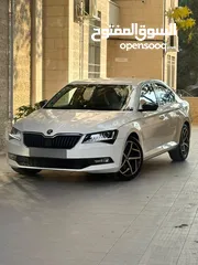  12 سكودا سوبيرب موديل2020 وترخيص 2019 فحص ممتاز ولا غرام بويه  مطور 1500 بنزين