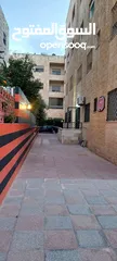  27 شقة أرضية للبيع - الجندويل - موقع راقٍ