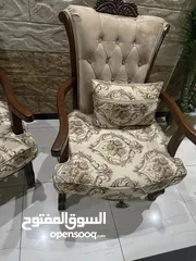  6 كنب ضيوف مع سفرة و بيرو