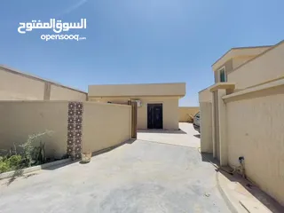  6 7 منازل للبيع مصراتة منطقة هبارة بالقرب من جزيرة سكيرات