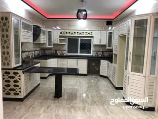  22 مطبخ  الالمنيوم سادة  5 متر فقط