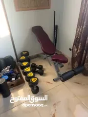  4 Adjustable Bench + dumbbells  بنش رفع اثقال قابل للتعديل ودمبلز بأثقال مختلفة