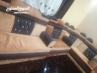  5 للبيع طقم ديوانيه  20 مقعد استعمال خفيف تفصيل وليس تجاري بسعر مغري
