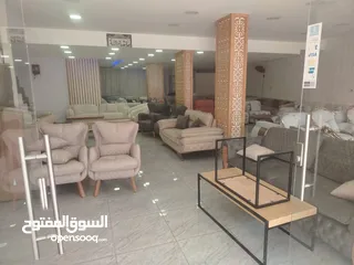  2 مخازن للبيع  موقع مميز على شارع نابلس عند المسلخ القديم شارع رئيسي مميز