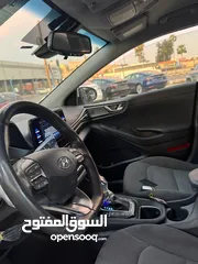  9 هيونداي ايونك 2022 لون ابيض بحالة الوكالة