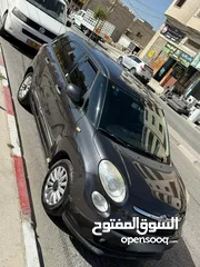  1 فيات للبيع موديل 2016اوتوماتيك  ديزل ست ركاب يد صفر