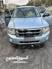  9 فورد إسكيب هايبرد موديل 2008 دفع رباعي (4*4) بحالة جيدة جدا