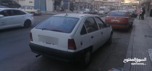  2 اوبل كاديت 1990 هاتشباك للبيع