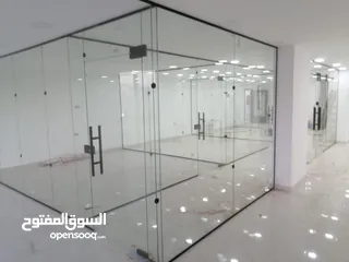  14 زين للزجاج والمرايا والسيكوريت