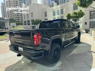  6 GMC Sierra 2022 GCC