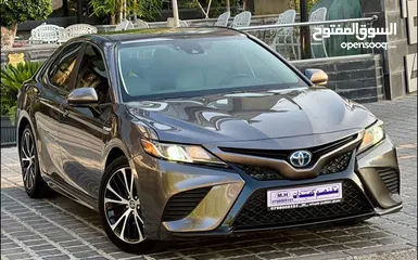  4 تويوتا كامري 2020 SE SPORT ليثيوم مميزة