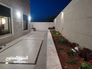 6 منزل مستقل  عمان / ضاحية الامام الغزالي   الجبيهة /  طرف صافوط