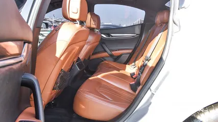  10 Maserati Ghibli 2014 Model - GCC - Sunroof