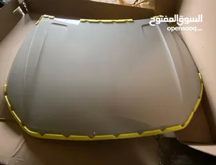  2 Volkswagen touareg 2022 hood غطاء محرك فولكس واغن طوارق 2022