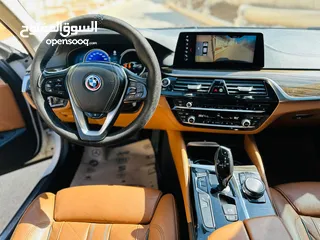  6 للبيع بي ام 530i بنزين فللل ملغمه 2019 كااشش فرممم