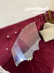  1 عندي 3 أبواب أصلية مفروطة من كيا نيرو، نظيفة وعلى الشرط: 	1.	باب أمامي يمين (الراكب) 	2.	باب أمامي ي