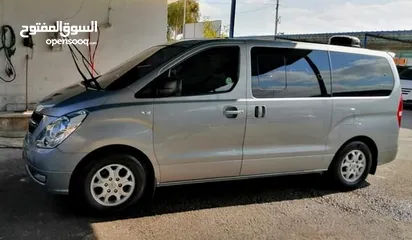  8 باصات 10 مقاعد للايجار مع السائق. باصات حديثه   لجميع انحاء المملكة عجلون والسلط وجرش البتراء