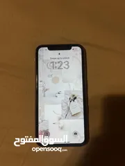 4 iPhone 11, 128 GB, Lavender color, 80% battery health