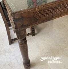  4 طاولة طعام