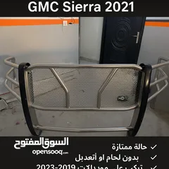  1 صدام HDX كان راكب على GMC سييرا2021