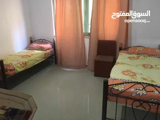  1 شقة مفروشة غرفتين وصالة وبرندا ومنافه