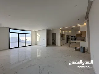  9 شقة مع سطح في الرياض حي عرقة