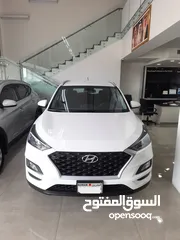  3 Hyundai Tucson 2020 for sale, White color, Agent maintained, First Owner, 2.0L