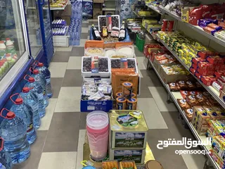  6 سوبر ماركت للبيع