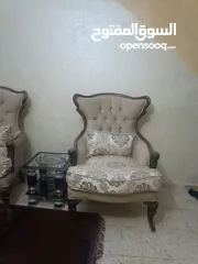  8 أثاث غرفة جلوس 7مقاعد200دينار شبه جديد الله يبارك لصاحب انصيب