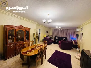  3 شقة استثمارية مفروشة للبيع في الدوار السابع قرب كوزمو طابق ثاني 121م بسعر مغري